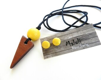 DUO:LoNg NecKlacE and Earrings