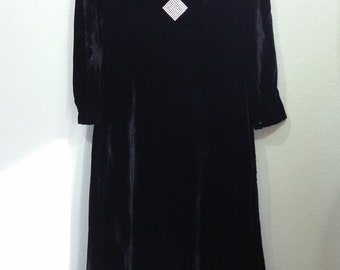 Vintage Velvet gown with Gems Accent at Chest, Black, Union label, Large
