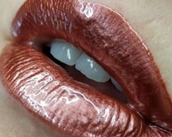 Cover Ghoul metallic muted pink lip gloss