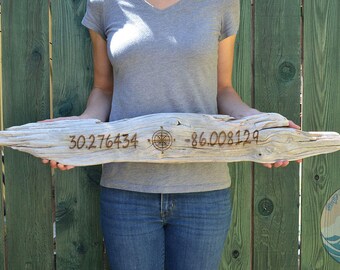 FREE SHIP! Driftwood Sign with Compass Wood Engraving Beach Decor Wood Latitude Longitude Lake Home Decor Realtor Gift House Decoration