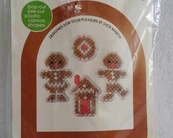 Leisure Arts Canvas Capers Gingerman Magnets Kit by Dick Martin New Unopened #210