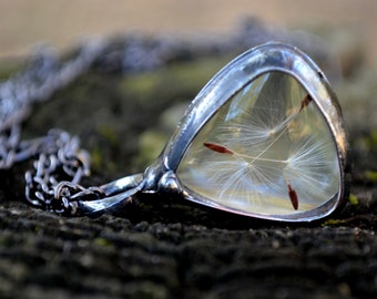 Three Dandelion Seeds, Terrarium Necklace, Nature Gift, 3 Seeds Real Dandelion Necklace, Handmade Terrarium Jewelry, Gift for Sisters 2708