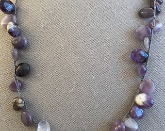 Amethyst necklace with pale leather