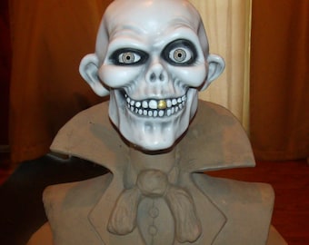 Haunted Mansion 1:1 Scale Hatbox Ghost Bust Prop