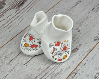 HO HO HO Baby Christmas Socks, Christmas Socks, Newborn Booties, Socks For Christmas, Organic Cotton Baby Socks, Soft Sole Baby Socks