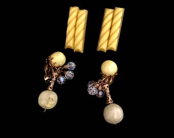 Set of Two Vintage 50s Earrings GJ 2816