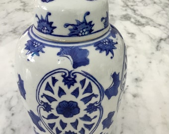 Vintage Chinoiserie Blue and White Ginger Jar