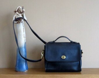 Dads Grads Sale Coach Court Bag In Black Leather With Brass Hardware -Style No 9870- Made In United States - GUC