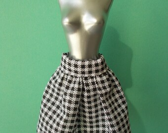 Handmade skirt for Momoko, Barbie, Poppy Parker, Pure Neemo S, Pullip (not suitable for Fashion Royalty, Blythe)