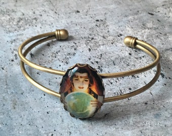 Fortune teller bangle