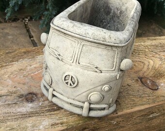 Stone VW camper van campervan planter Volkswagen garden ornament