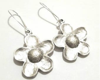 Antique Silver Flower Earrings with Kidney Earwire-Unique Earrings- floral Earrings