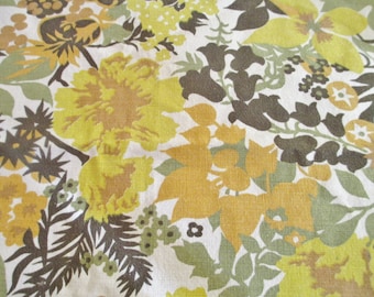 Vintage Floral Tablecloth, Mod Flower Tablecloth, Orange Yellow Flowers Table Linen, Flower Power Tablecloth, 1970's Table Cloth, 57 x 78