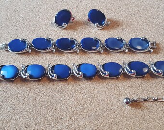 Vintage Mid Century Blue Moonglow Jewelry Set