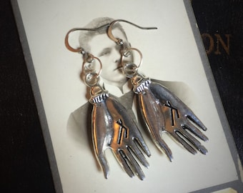 palmistry hand , Protection Amulet, talisman amulet