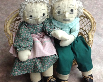 Grandma Doll/ Grandpa Doll/Aging Ragedy Ann & Andy Dolls/Novelty Dolls/Retirement Gift/Stuffed Dolls/Gag Dolls/Cuddling Seniors