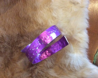 Item #40 Rare vintage purple Size 17 Boye knitting needle bracelet
