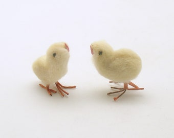 Vintage Easter Decoration Spun Cotton Chicks