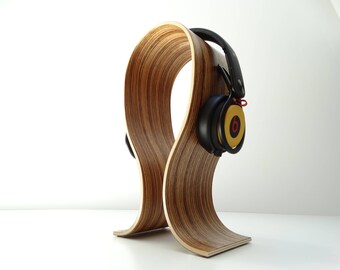 Wooden headset stand in beech, rounded headphones stand in Beech, curved plywood