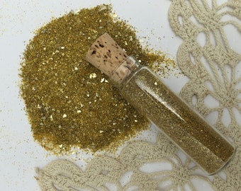 1 half ounce glass core tube of german glass glitter . Fine with a few course chunks.