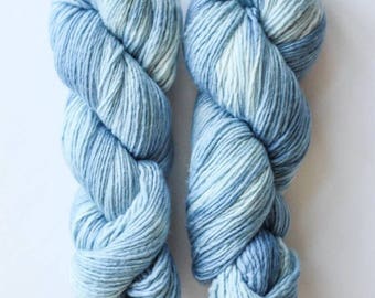 100% Merino Wool Single Ply Worsted Weight Tonal Hand Dyed Yarn *LARKSPUR *