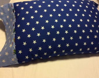 Children's cotton pillowcase.