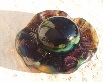 Brooch: violet flower and Rainbow - Lampwork Glass
