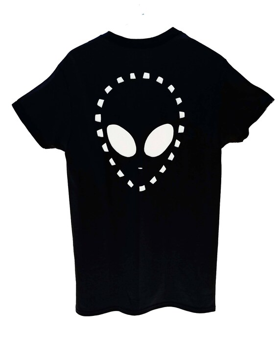 Alien Cutout T Shirt / Pastel Goth Alien Cut Out Shirt