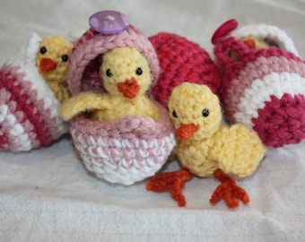CROCHET PATTERN: Hatching Chick Eggs
