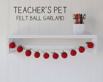 Felt ball garland - Teacher's gift - Back to school - Teacher appreciation gift - Apple garland - Wool ball garland - Fall decor - Dorm