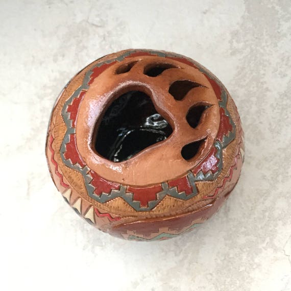 Native American Authentic Navajo Traditional Pine Pitch Pot