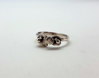 Oxidized 925 Silver ring and granulation