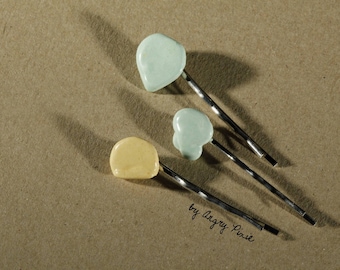 Hair pins in yellow and green ceramic