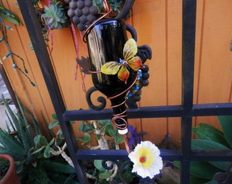 Pretty Glass Handcrafted Hummingbird Feeder