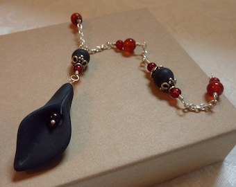 Blackstone Lily with Carnelian