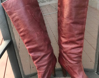 Vintage Leather Maroon High Heeled Boots 7 1/2 Well Worn