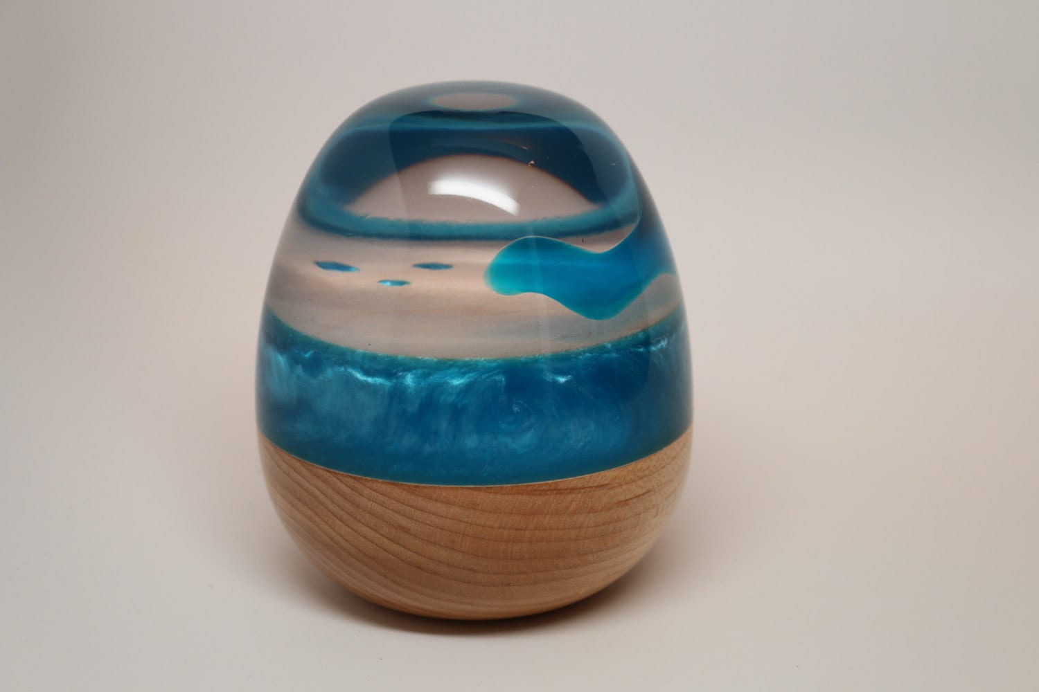 Handmade Wooden Egg Sculpture made of Maple Wood for Clear Resin Sculpture
195sfw Handmade Wooden Egg Sculpture made of Maple Wood for Clear Resin Sculpture
195sfw
