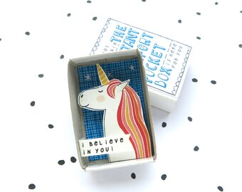 Altijd een eenhoorn - The Instant Comfort Pocket Box - ik geloof in u! -op te vrolijken en troost vak - rainbow - message in een doos