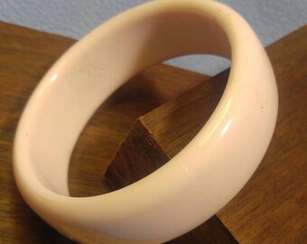 Very Pale Pink Lucite Bangle Bracelet