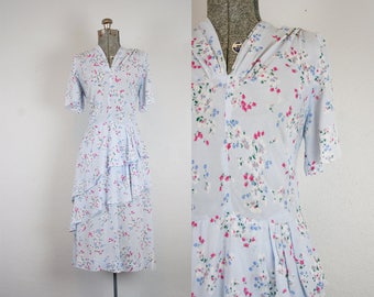 1940's Blue Floral Silk Dress with Peplum / Size Medium