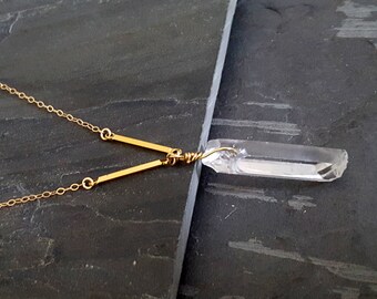 Raw Crystal Necklace, Gold Bar, Gold Filled, Raw Stone, Crystal Quartz Pendant Necklace, Crystal Point, Crystal Stick, Layer Necklace Modern