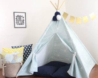 Play Tent, Teepee, Fresh Blue Color, Playhouse, Kids Teepee Tent, Teepees, Tee Pee Tent, Kids Tent, Tent, Childrens Teepee, READY TO SHIP