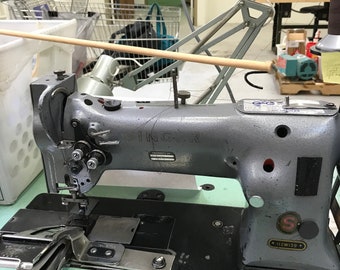 Singer 112W-139 Industrial Two Needle Compound feed Walking Foot Sewing Machine w Folder Attachment Leather, Canvas,
