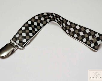 Ribbon pacifier clip - printed diamond