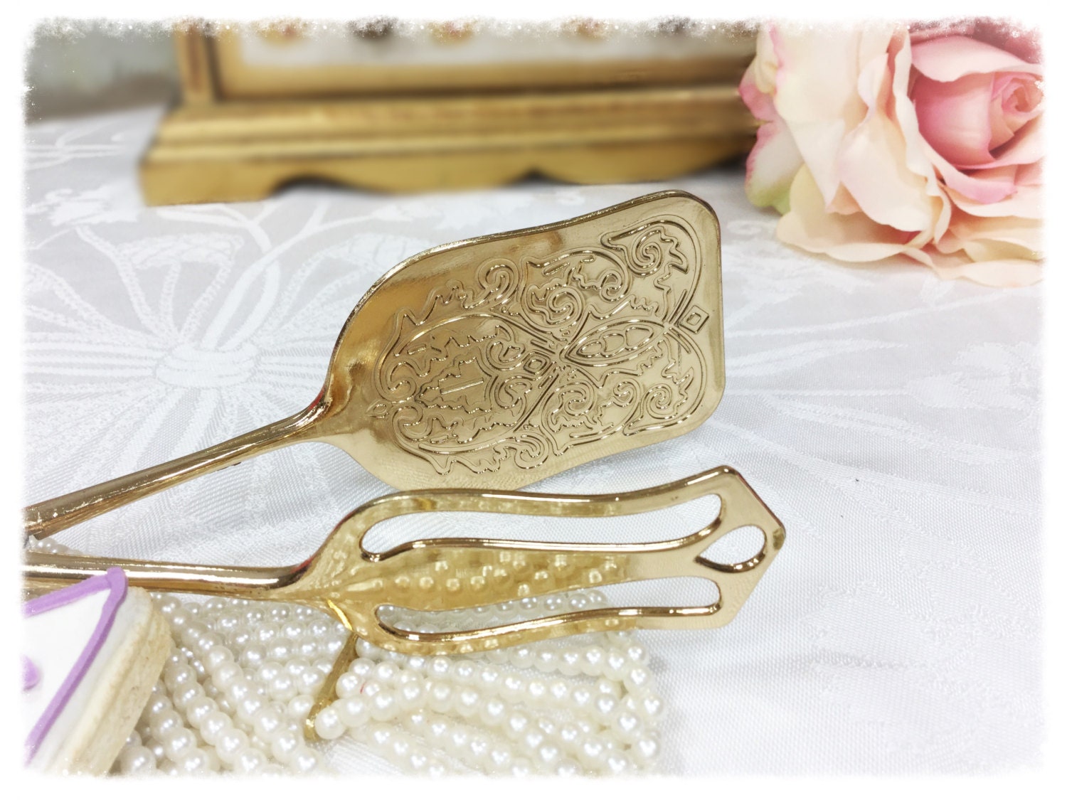 Ornate Gold Serving Tong, Pastry Tongs, Dessert Tongs, Hollywood