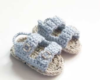 Crochet baby sandals, baby shoes, baby booties. FREE SHIPPING