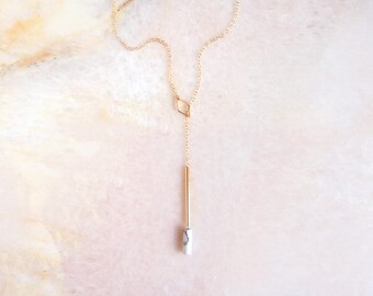 T E S S A ∙ white howlite loop-through necklace