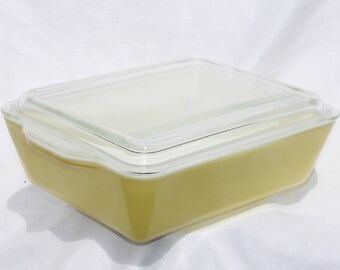 Vintage Pyrex Refrigerator Dish with Lid #503 Yellow