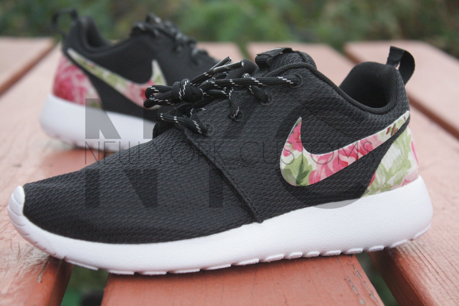 roshe run nike shoes rosse roshe run nike shoes rosse