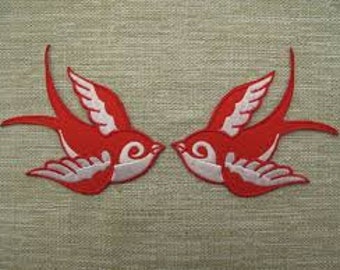Pair of Swallows Patch iron on sew on Embroidery badge / patch - WHITE